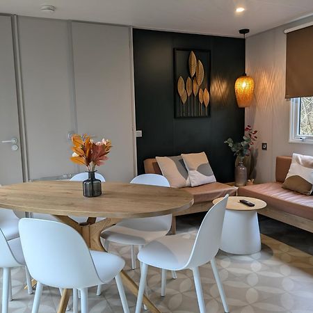 Villa Cozy Tiny Solhouse 4 - Near Groningen Kropswolde Esterno foto