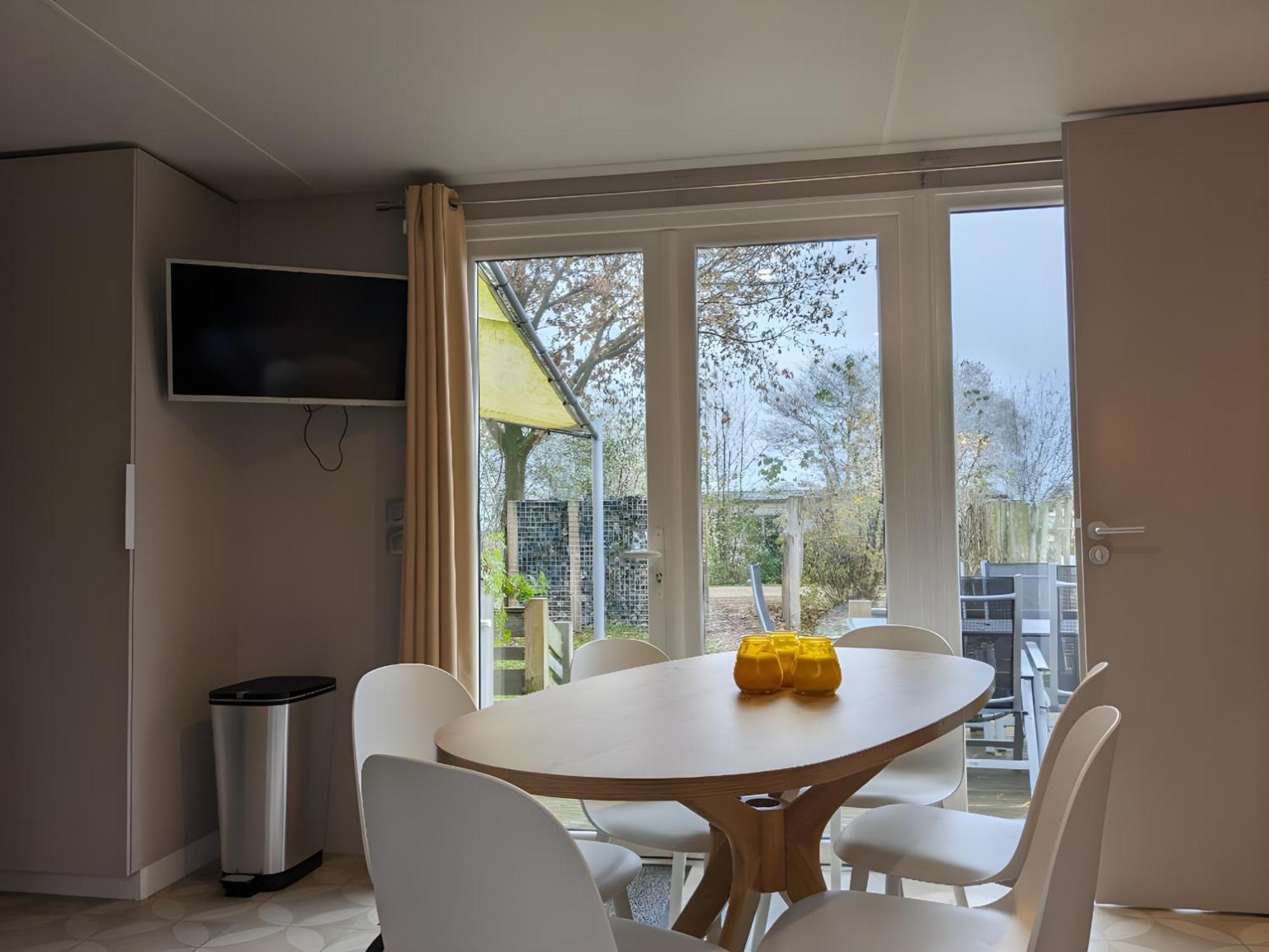 Villa Cozy Tiny Solhouse 4 - Near Groningen Kropswolde Esterno foto